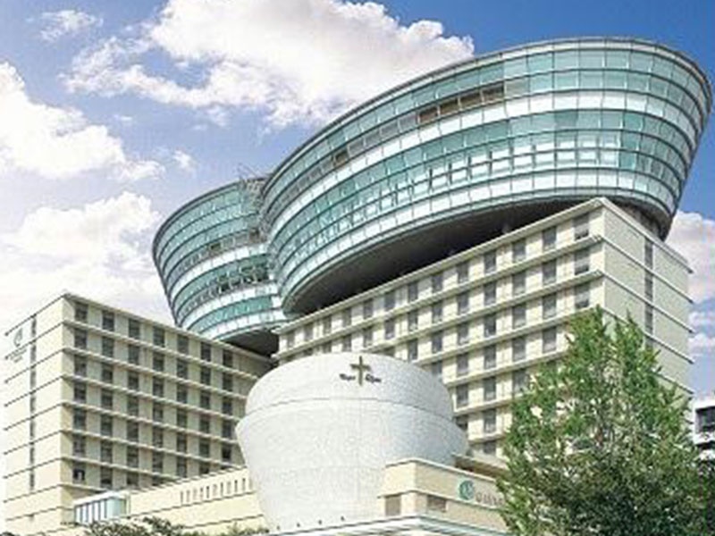 シティプラザ大阪は「山より海より都心のホテル」が表わすように、都心のホテルでありながら「水・緑・光」に溢れ、「都会のオアシス」として心身ともにリラックスできるホテルがコンセプトになっています。