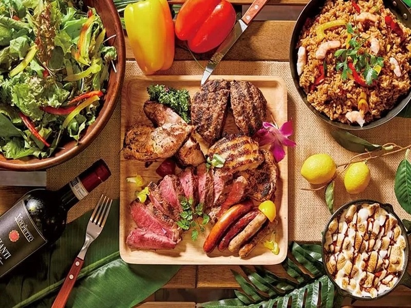 【本格BBQ】シルバープラン
メインのお肉は肉厚のステーキ肉でご用意！BBQのスパイスに合うジャンバラヤやお口直しのデザートまで♪本格BBQをリーズナブルなお値段で！