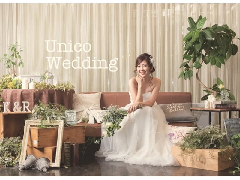 新郎新婦様の思い出の品や、小物を
装飾して、オリジナル装飾もお楽しみいただけます♪店舗にある小物は無料でお貸出も♪