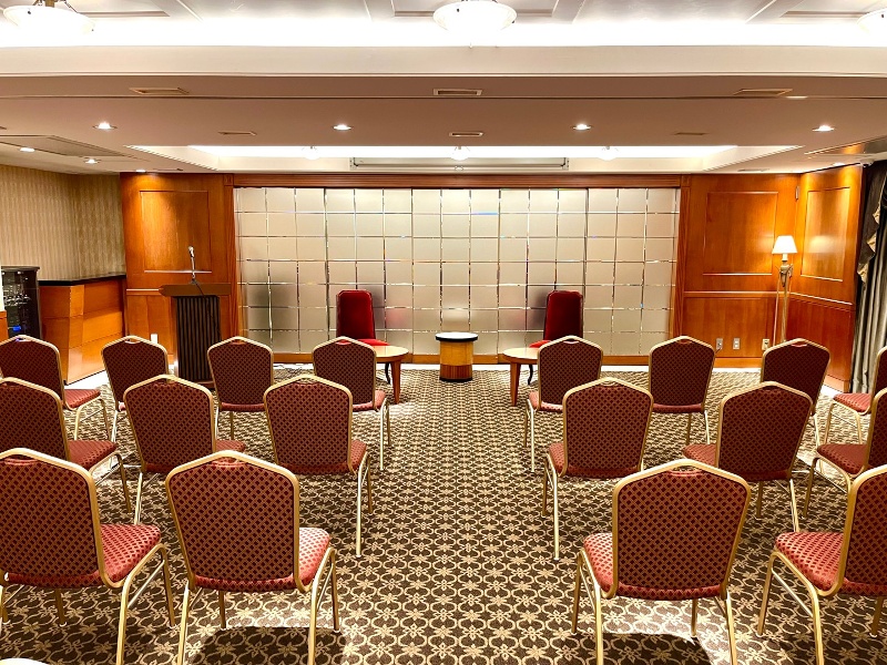 当宴会場では、部屋貸しのみの御予約も承っております。