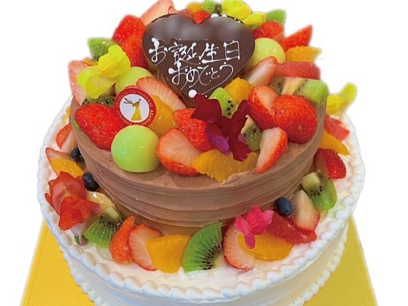 【オプション】
各種お祝い・記念日・お誕生日などのご利用時にサプライズケーキをご準備できます。