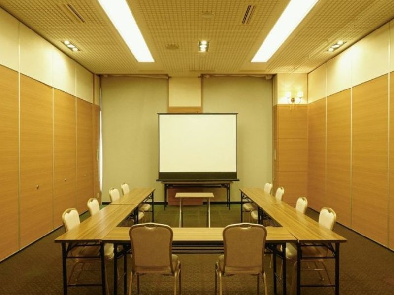 新入社員研修・技能研修などの企業研修や、学校・進学塾などの勉強合宿、
各種セミナーなど様々なご利用プランをご案内させていただきます。
人数・ご予算・目的に応じてプランをお選び下さい。