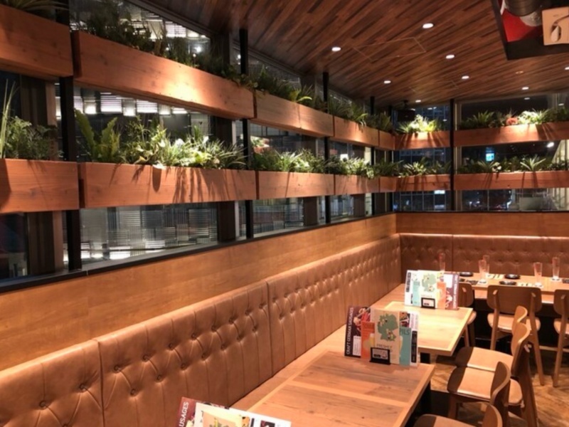 「テーブル席」
着席:最大69名様、立食:最大80名様まで収容可能(20名様から貸切OK♪)