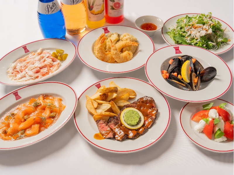 シェアコース
シェアして楽しむ忘新年会コース。
人気メニューを贅沢に盛り込んだ、みんなで囲むパーティープラン。