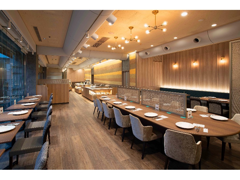 レストラン セリーナの夜のイメージ。