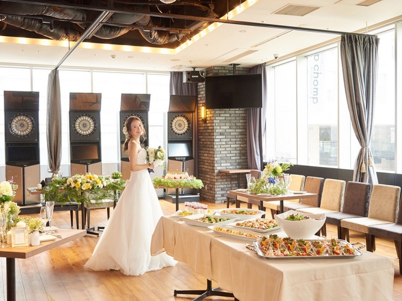 「結婚式・二次会」
ウェディング二次会・打ち上げ・記念日パーティなど、特別な1日にふさわしい空間を。