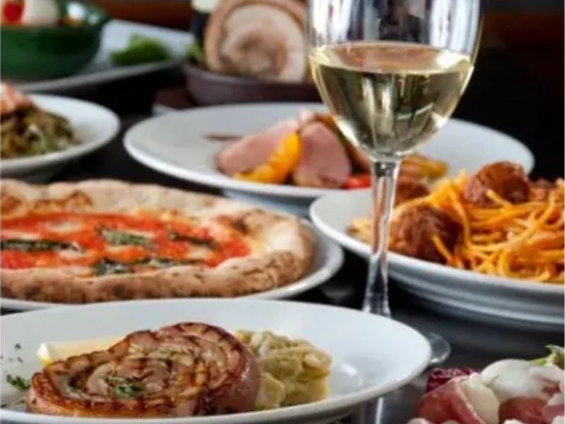 【Party PLAN】ウェディングケーキとスパークリングワイン付スペシャルプラン