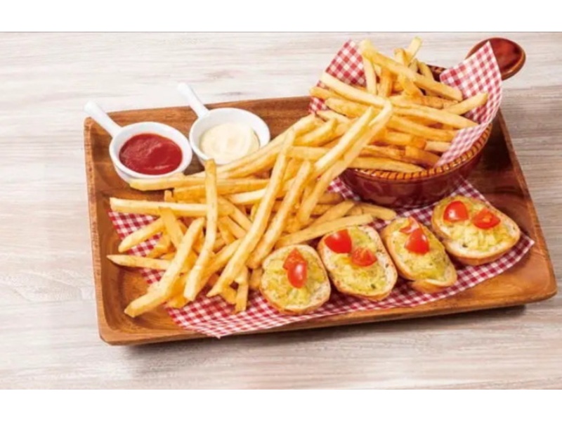 【お得なカジュアルプラン】お食事3品+フリードリンクお一人4,000円