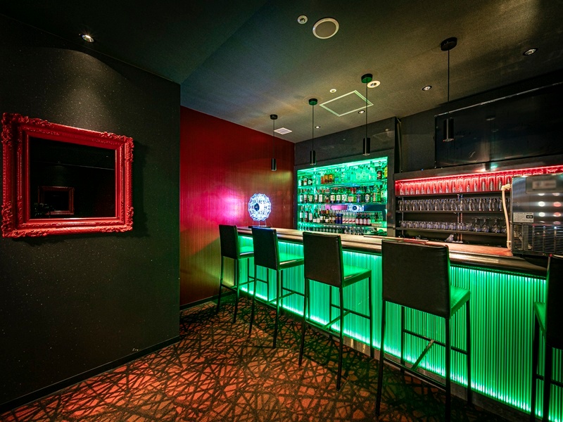 最新のダーツライブ3で遊べる!【大人の遊び場 B-GARAGE】