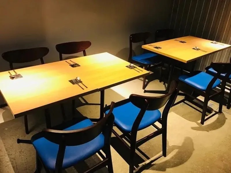 8名様迄、貸切対応可の個室席
