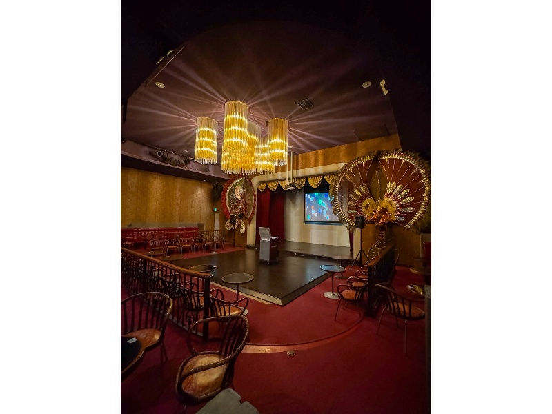 ナイトクラブ「チャオ」