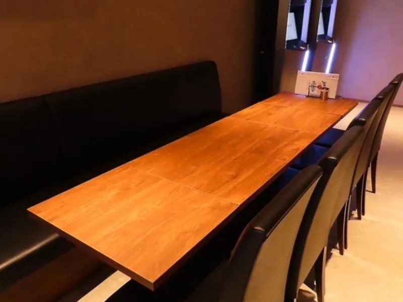 店内は広々とした空間でソファー席も完備★小規模から中規模まで対応可能です。店内は広々とした空間でソファー席も完備★小規模から中規模まで対応可能です。