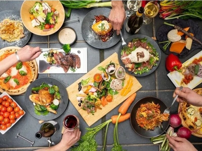 【無料ゲーム付！】7品＋飲み放題　～新鮮野菜と厳選肉が主役～