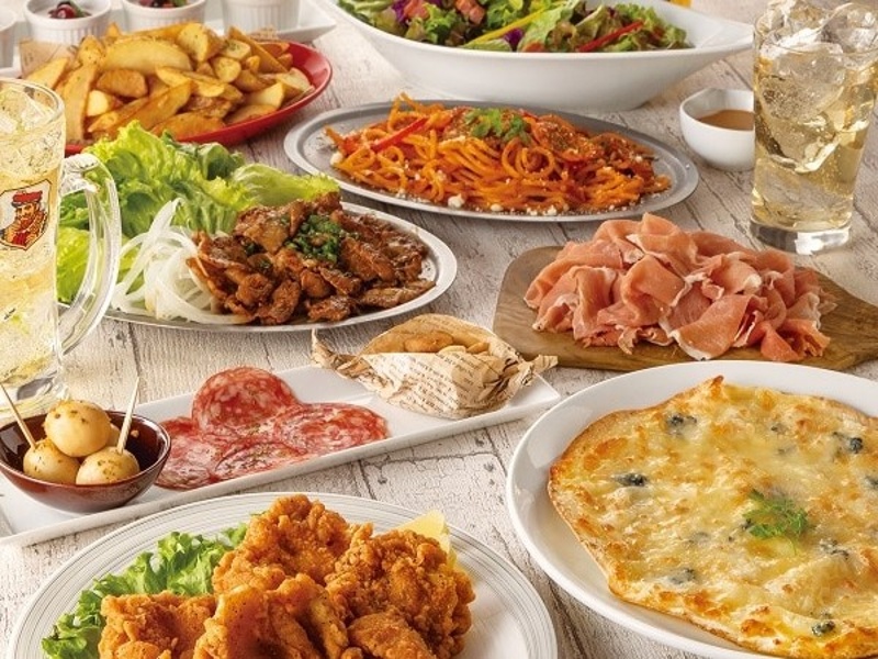 【スタンダードコース】　2時間飲み放題付き 4400円⇒4000円(税込) ハイボールバー人気フード勢ぞろい！