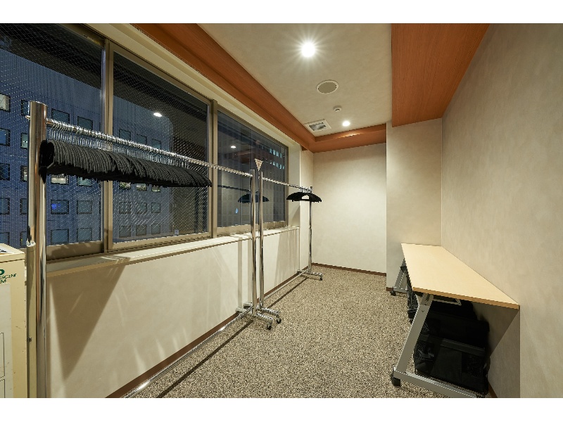 【クローク】- グレイドパーク 新橋駅前7F（銀座口）