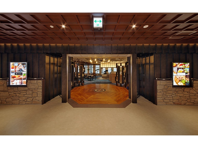 上質なエントランスでゲストをお迎え。二次会のスタートから雰囲気を盛り上げます。