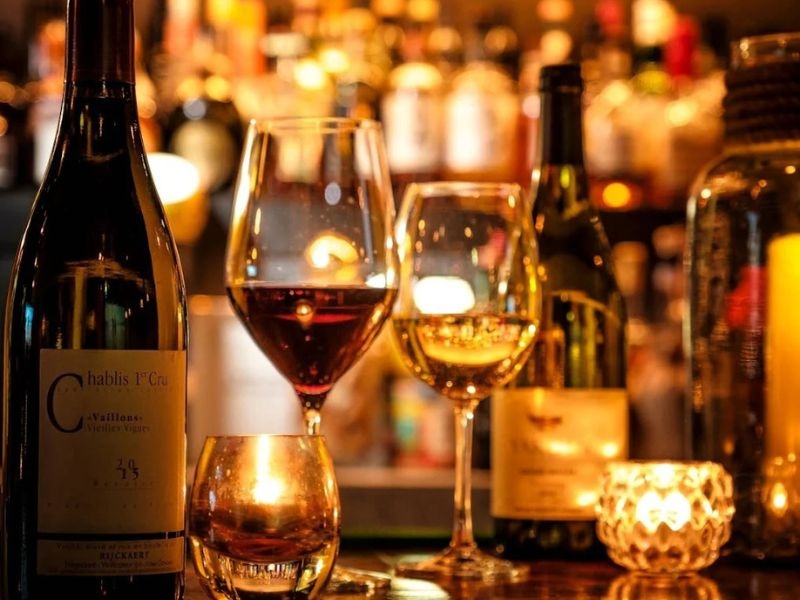 100種以上のドリンクをご用意。オリジナルドリンクも可！
赤・白・シャンパンも充実の品ぞろえです。