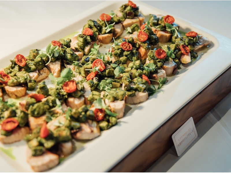 シェフこだわりの季節料理とソムリエセレクトのワイン。五感で楽しむイタリアンビュッフェで、大切なゲストを最高のおもてなしでお迎えいたします。