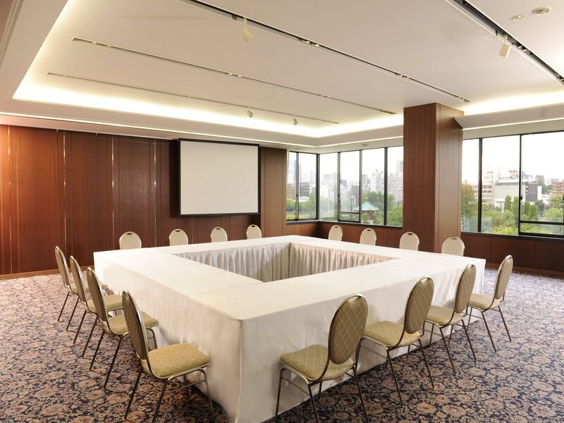 【2Fあやめの間】