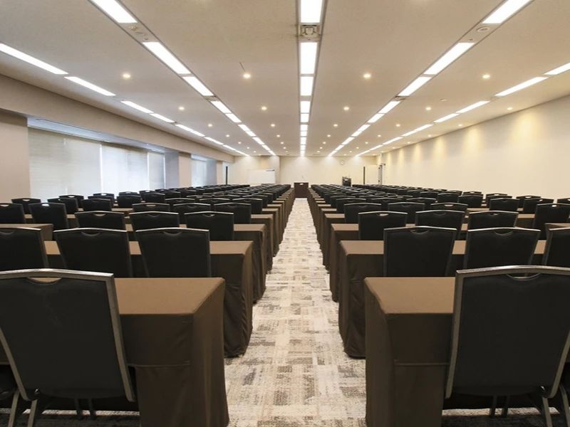 TKPガーデンシティPREMIUM横浜ランドマークタワー 会議室