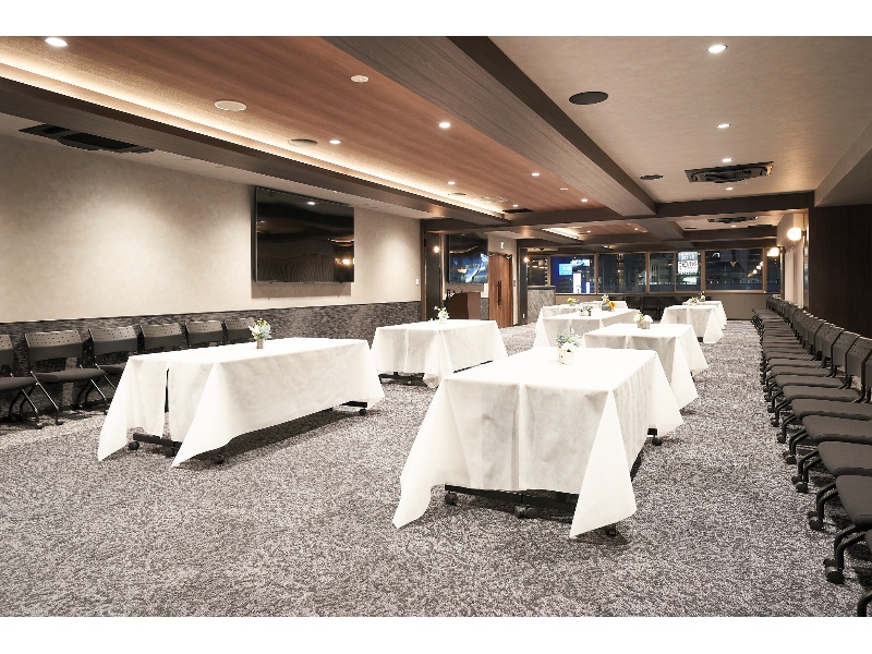 【メインフロア - 半立食レイアウト】- TIME SHARING 新橋駅前5F（銀座口） の写真