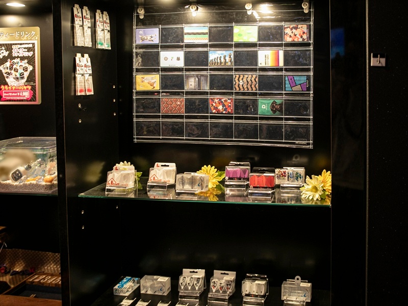 ダーツが投げ放題・練習し放題で、飲み放題付のプランをご用意しております。