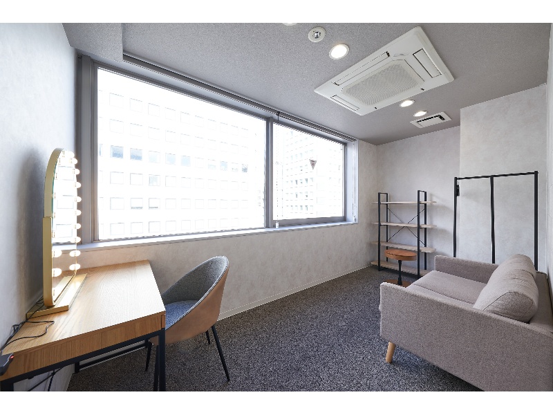 【6階控室①（2名収容）】