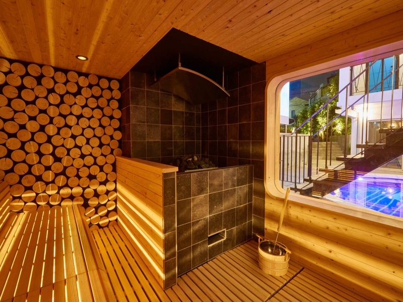 BBQ貸切プランに+1,000円(タオル付)でサウナ&プールもご利用可能。スペシャルな二次会を演出することができます。