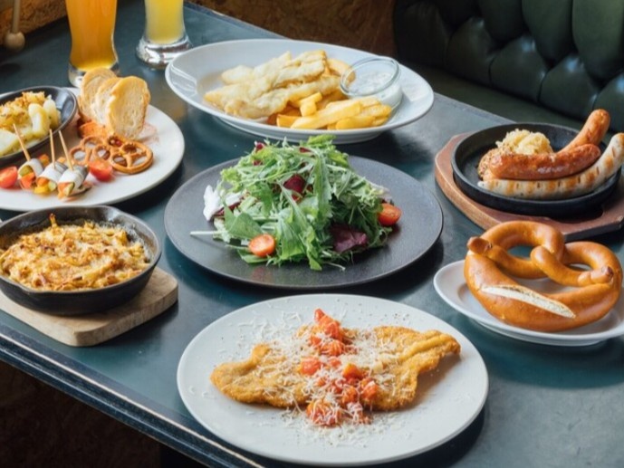 パーティー料理 イメージ
