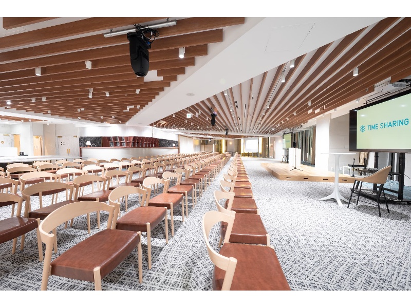 【シアター形式】