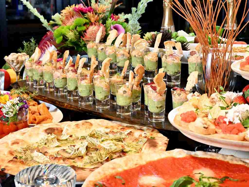 ランチビュッフェプランは飲み放題付6,000円より