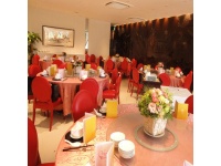 メインダイニング