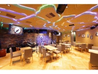 Dining & Music BAR 音STAGE