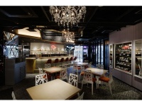 ダイニングダーツバーBee 銀座店