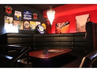 ダイニングダーツバーBee 江坂店