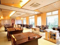 梅の花四日市店