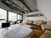 4F カフェ & ワインラウンジ